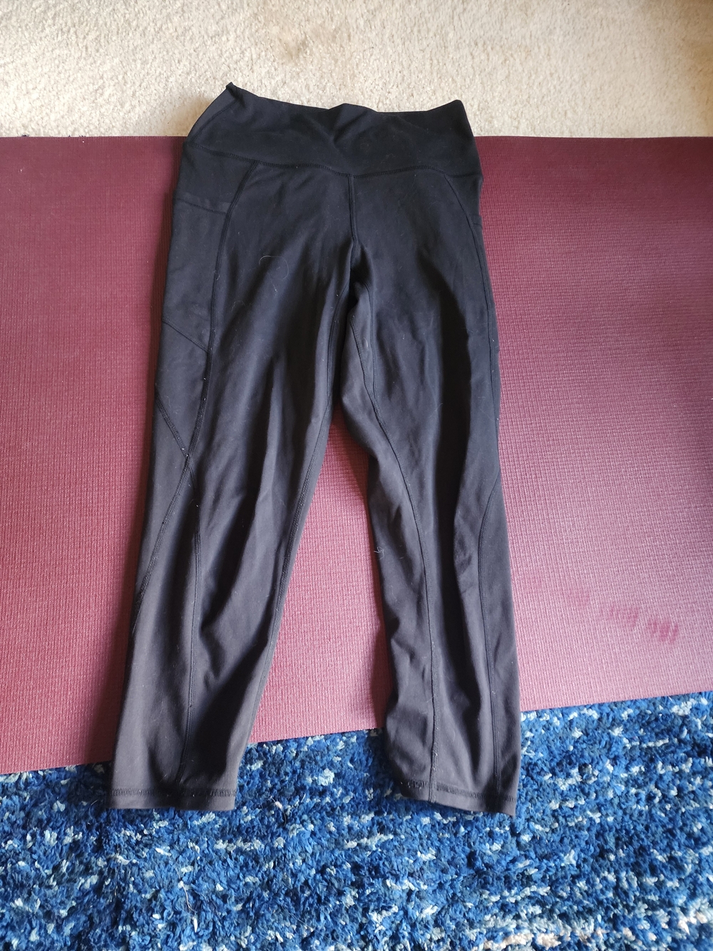 Black High-Waist Women’s Cropped Active Leggings